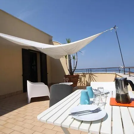 Sea View Apartament Apartment *